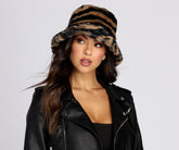 Chapeau Bob en Fourrure de Tigre